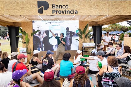 Tomás Lusari en la mateada dedicada al compostaje.