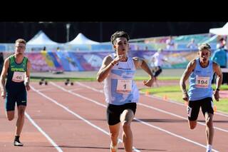 El chico que corre más rápido que todos con los consejos de su papá