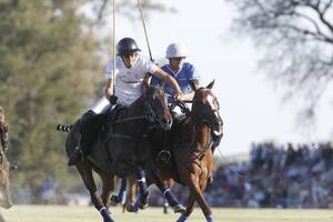 El día de los triunfos para La Dolfina: el segundo equipo festejó en una dura pulseada y tuvo revancha