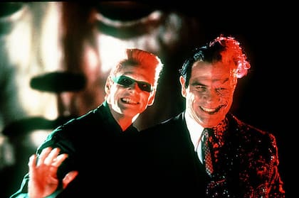 Tommy Lee Jones y Jim Carrey eran los villanos de la película