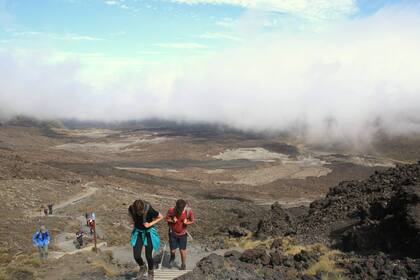 Para hacer el Tongariro Alpine Crossing la recomendación es vestirse en capas.