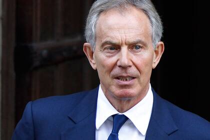 Fue el gobierno de Tony Blair (1997-2007) el que realmente comenzó a presionar seriamente no sólo a Jersey, las Islas del Canal y los territorios de ultramar