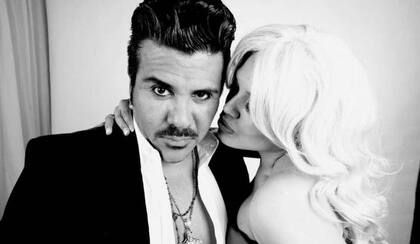 Tony Rodríguez como Ricardo Fort