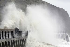 Ciarán, la tormenta que azotó a Europa y dejó al menos siete muertos