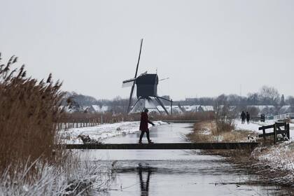 Holanda, toda cubierta de nieva por primera vez en diez años