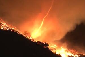 Tornado de fuego en Corea del Sur (Captura de TV)