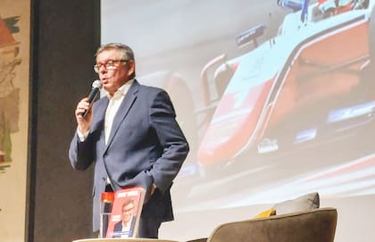 Tornello presentó su libro en la sede central del Automóvil Club Argentino (ACA)