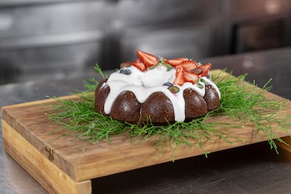 Torta húmeda de miel y especias