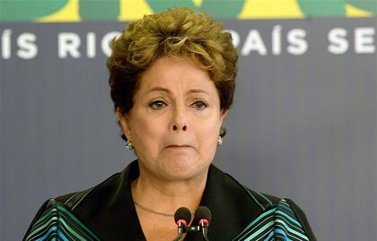 Torturada y detenida por los militares en los setenta, Dilma se quebró ayer al recibir el informe