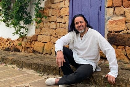 Toto Vega, quien interpretó a Alonso Santorini en la serie "El patrón del mal", falleció este domingo en Barichara, Colombia