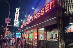 Cómo elegir un restaurante cuando uno está de viaje