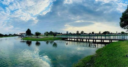 Town Lake, en McAllen, Texas