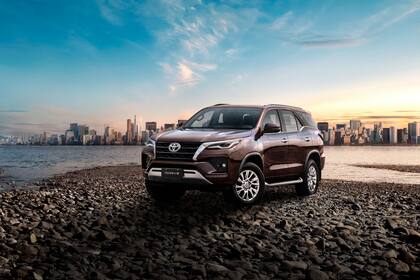 Toyota aumentó los patentamientos de vehículos electrificados en 2021, alcanzando el 88 % de participación en el mercado argentino