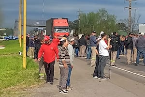 Trabajadores volvieron a manifestarse frente a la planta de Vassalli