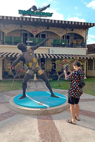 Tracks & Records, el bar de Usain Bolt con recuerdos de sus años de gloria