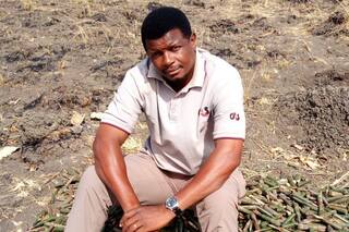 Un experto en desminado de Zimbabue murió cuando desactivaba viejos explosivos de YPF