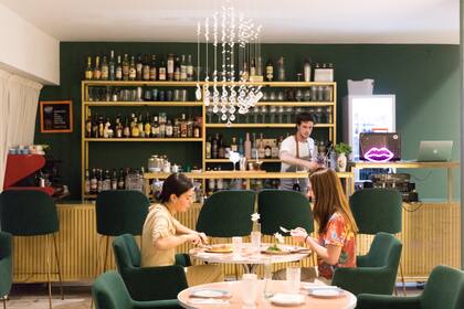 Tragos & tapeo es la consigna de este restó, una nueva alternativa para cenar en La Cumbre