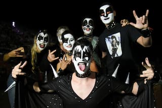 Por qué la mayoría prefiere pintarse como “el demonio” y “el chico estrella”