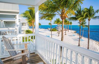 Tranquility Bay Beachfront Resort