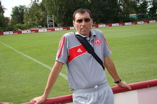 El "Passepartout" de los preparadores físicos que recorrió miles de kilómetros por amor al fútbol