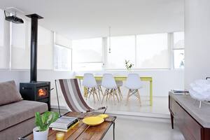 ‘Transporteibel’: Diseñada por Grupo DWG, la mesa ratona tiene patas desmontables para trasladarla fácilmente a la terraza.