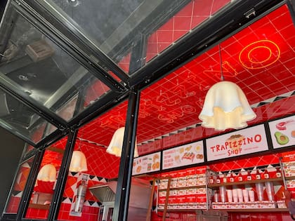 Trapizzino Shop ofrece sandwiches italianos 