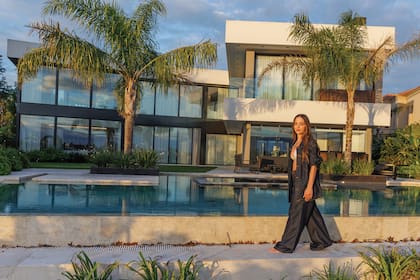 Tras cinco
años de obra y
construcción,
Carolina disfruta a
pleno su nueva casa