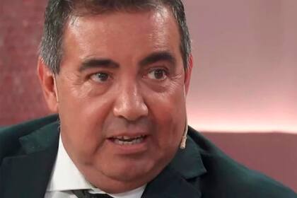 Tanto en su programa de radio como en diálogo con Marcela Coronel, Diego Pérez anunció que se cancelan los "viernes de humor" y lamentó la pérdida de puestos de trabajo, aunque él se considera "un incondicional" de Marcelo Tinelli