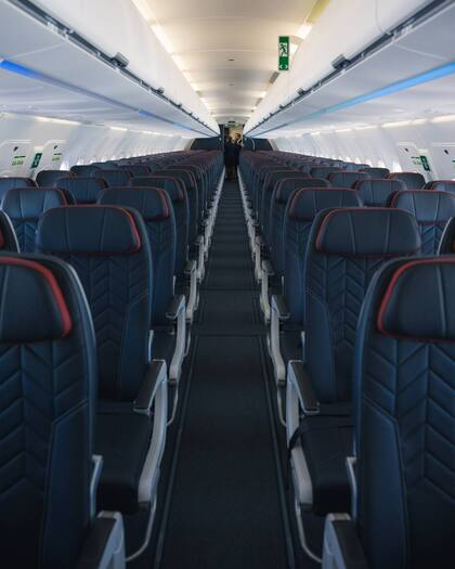 Tras dos horas de retraso, el vuelo partió con rumbo a Texas sin las dos mujeres del altercado