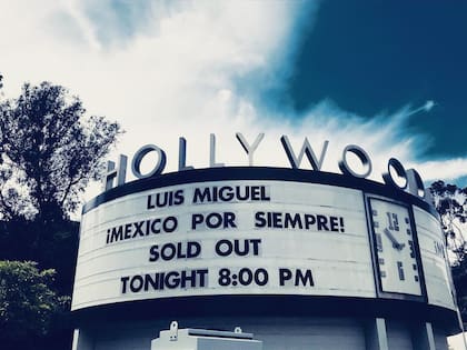 Tras el éxito de Luis Miguel, la serie, el cantante se presentó en varias ciudades de los Estados Unidos