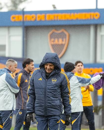 Tras el Mundial de Clubes y el empate en La Paternal, Russo busca su primer triunfo en su ciclo