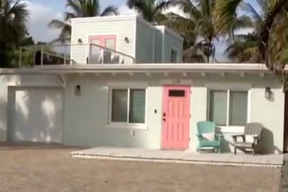 Tras el rescate, Brittingham buscó a los adultos responsables en un alojamiento tipo Airbnb