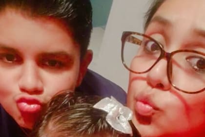 Tras el traslado a la cárcel del condado, detectaron una orden de deportación vigente