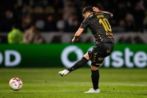 Fue ídolo en Vélez, rompió con su palabra para irse a Boca y deja el fútbol tras un año sin jugar