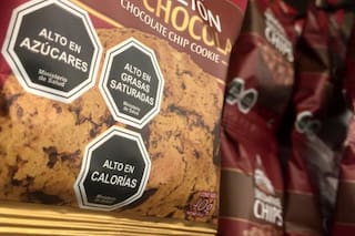 Tras la ley de etiquetado, en Chile se desploma el consumo de bebidas azucaradas