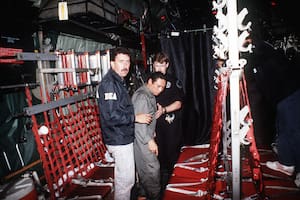 Cómo la caída de un dictador panameño influye en la política de Trump hacia Venezuela