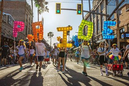 Tras la entrada en vigencia de una ley este 1° de julio, los baños de las escuelas se deberán utilizar en función del sexo biológico