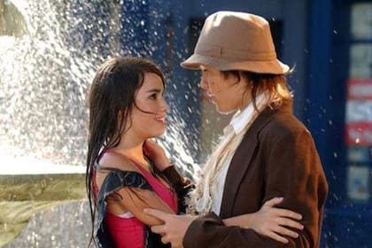 Tras la química que tuvieron en Chiquititas, Lali y Peter Lanzani volvieron a ser pareja en Casi Ángeles