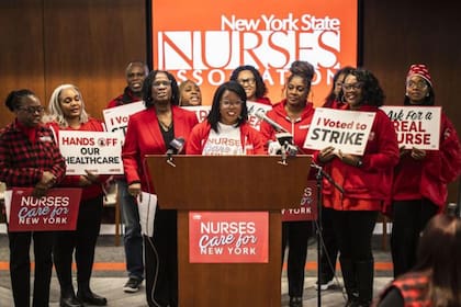 Tras más de una semana de huelga, las enfermeras de Nueva York podrían ver un acuerdo para sus condiciones laborales