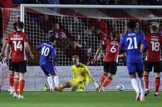 Debut como titular y golazo de Facundo Buonanotte para un triunfo sufrido de Chelsea
