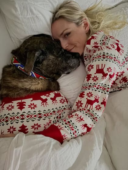 Tras regresar a los Estados Unidos, Lindsey Vonn compartió la triste noticia de la muerte de su perro Leo, quien estuvo a su lado durante 13 años (Foto: Instagram @lindseyvonn)
