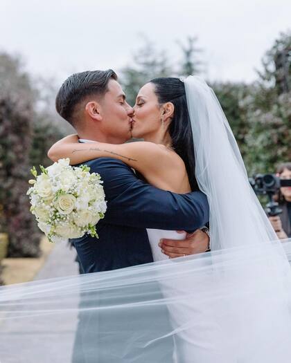 Tras seis años de relación, Paulo Dybala y Oriana Sabatini dieron el sí el 20 de julio en Buenos Aires (Foto: Instagram @orianasabatini)