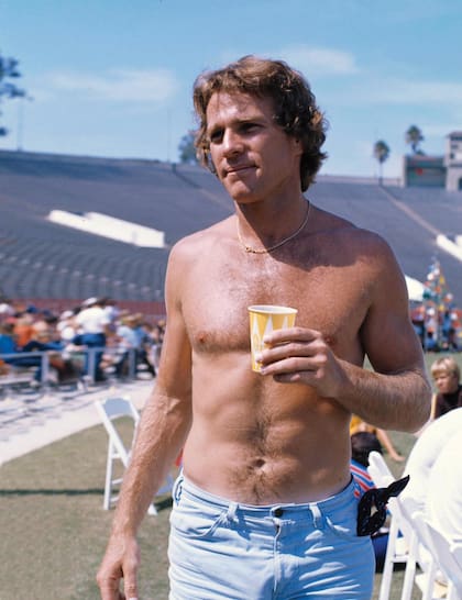 Tras su papel en Love Story –por el que
recibió su única nominación al Oscar–,
Ryan O’Neal se convirtió rápidamente en
sinónimo de taquilla y pasó a ser uno de
los actores mejor pagos del momento