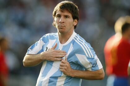 Tras Sudáfrica 2010, Leo ofreció en el Monumental una exhibición en un amistoso ante la España campeona del mundo