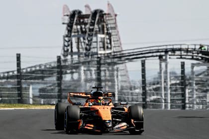 Tras un mal paso por los grandes premio de Australia y China, Oscar Piastri puso primero a McLaren en la jornada plena de prácticas de Japón; un incipiente desafío para Mercedes.