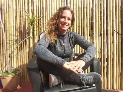 Tras una infancia y una adolescencia traumática, Carolina logró transformarse y salió fortalecida y formó una hermosa familia.