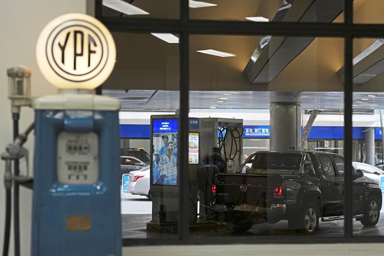 YPF avanza con nueva empresa agro: busca socio para gestionar unidad de negocio