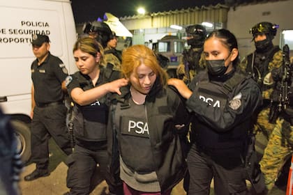 La jueza Capuchetti advirtió que la Policía Federal tuvo descuidos a la hora del seguimiento de las escuchas telefónicas de Brenda Uliarte tras el atentado a Cristina Kirchner
