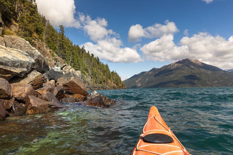 Lago Puelo: el refugio patagónico que encanta a los amantes de la naturaleza
