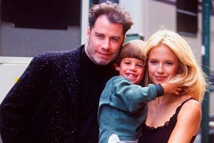 Travolta junto a Jett y Kelly Preston